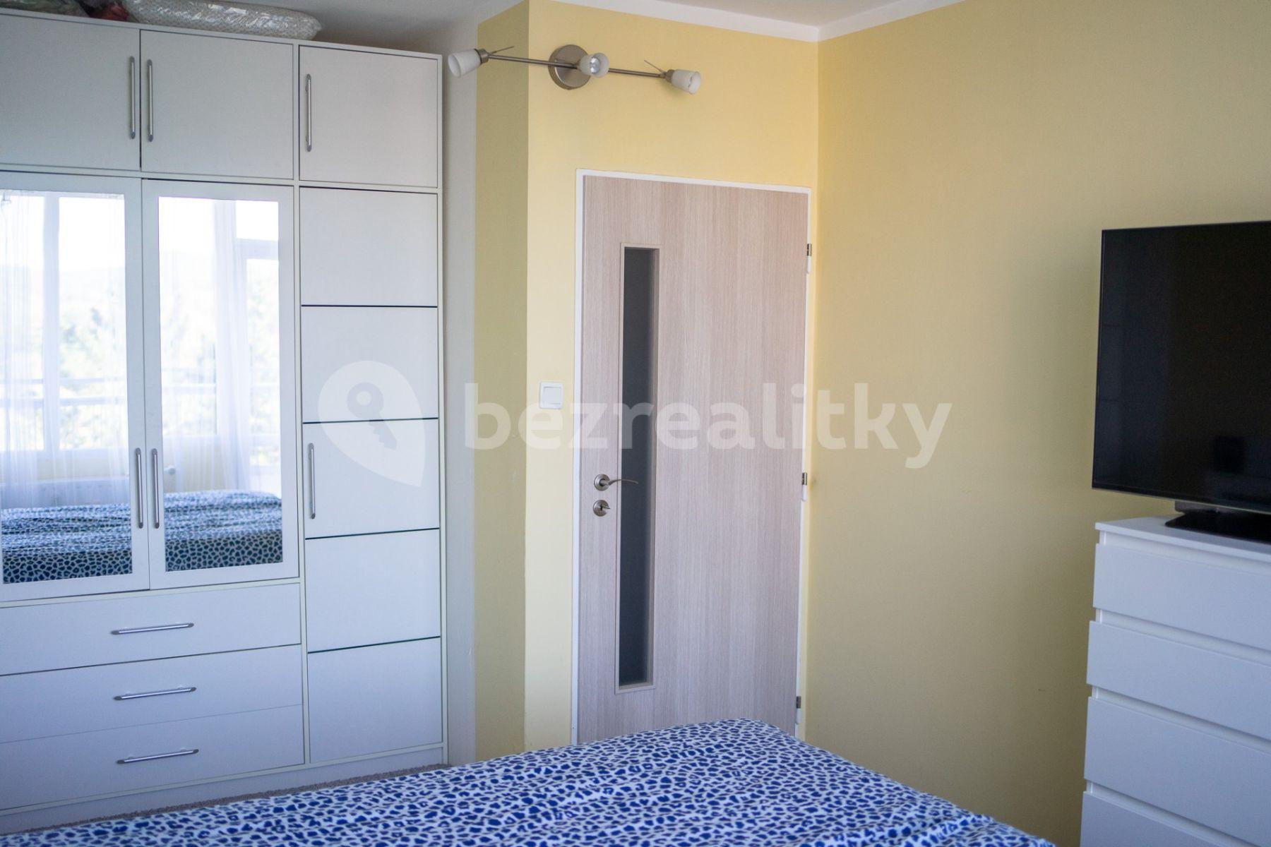 2 bedroom with open-plan kitchen flat for sale, 81 m², Kundratická, Chomutov, Ústecký Region