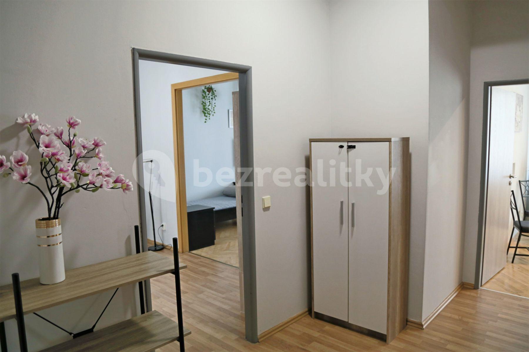 4 bedroom flat to rent, 65 m², Na Zbořenci, Prague, Prague