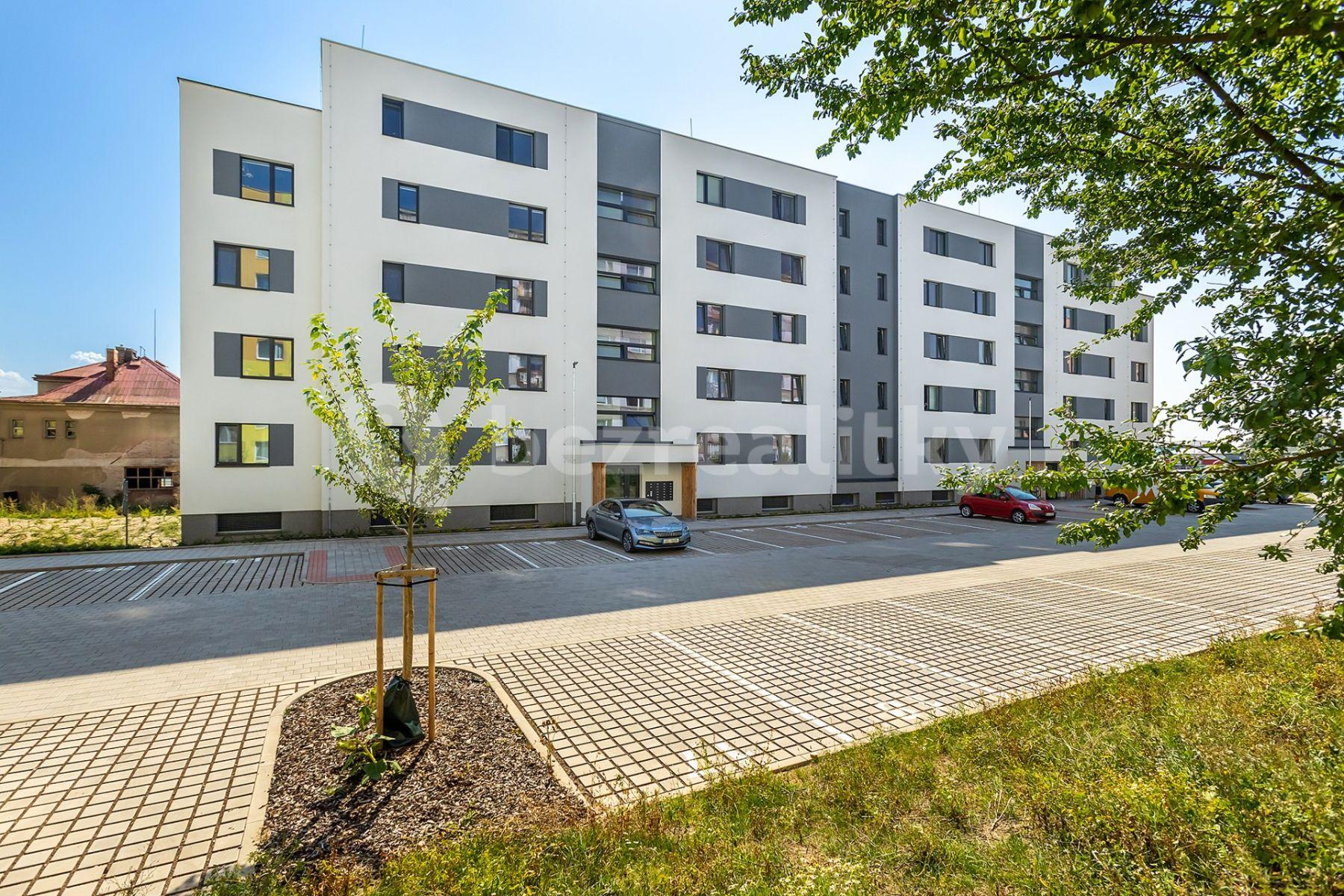 2 bedroom with open-plan kitchen flat for sale, 72 m², Josefa Šímy, Jaroměř, Královéhradecký Region