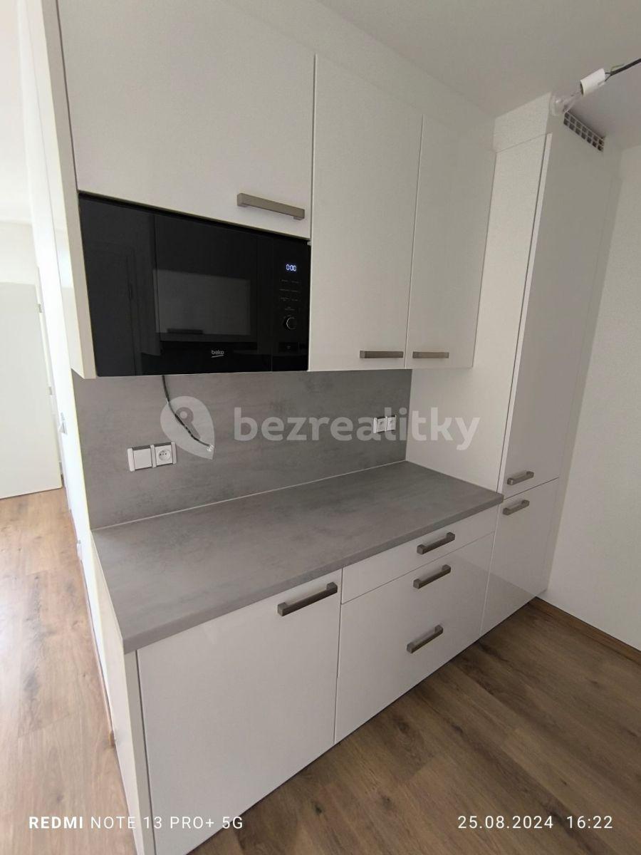 3 bedroom with open-plan kitchen flat for sale, 80 m², Nevanova, Prague, Prague