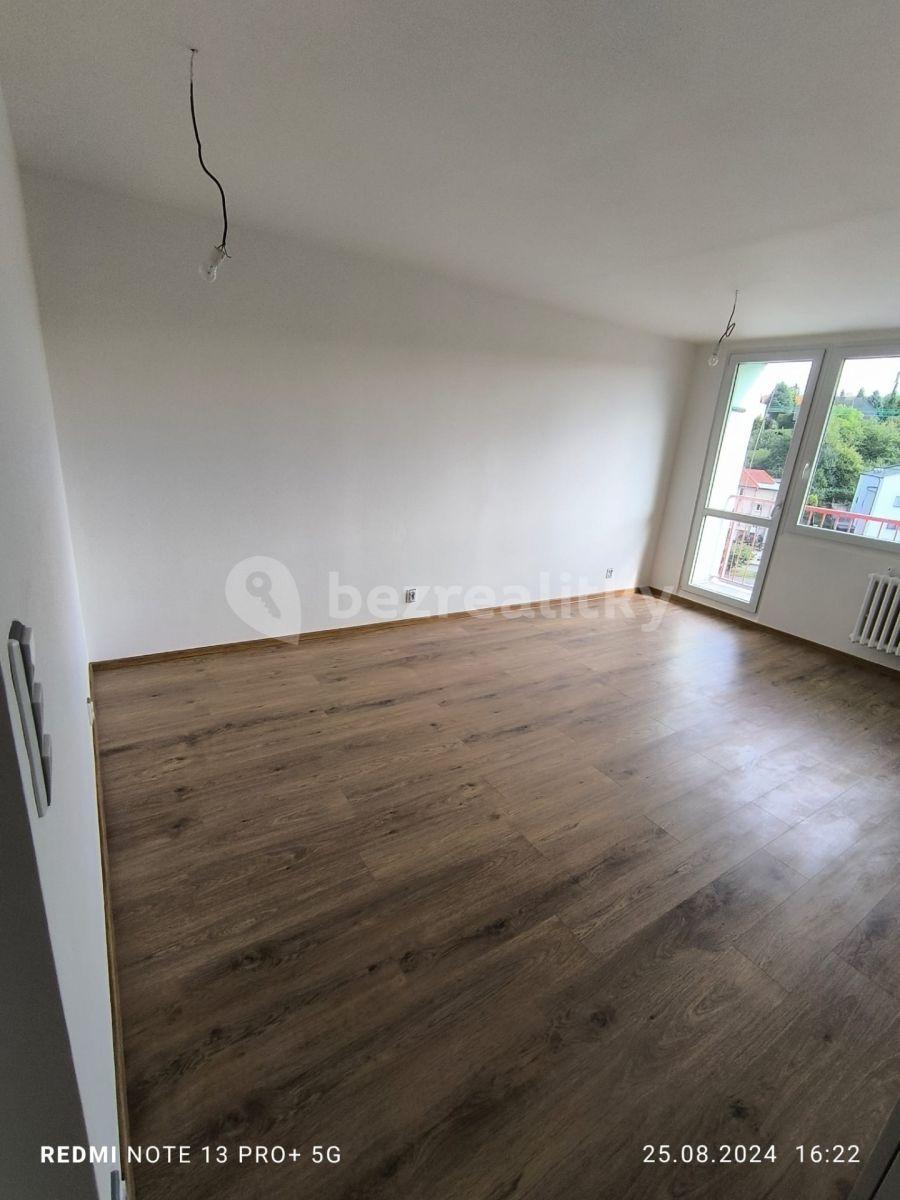 3 bedroom with open-plan kitchen flat for sale, 80 m², Nevanova, Prague, Prague