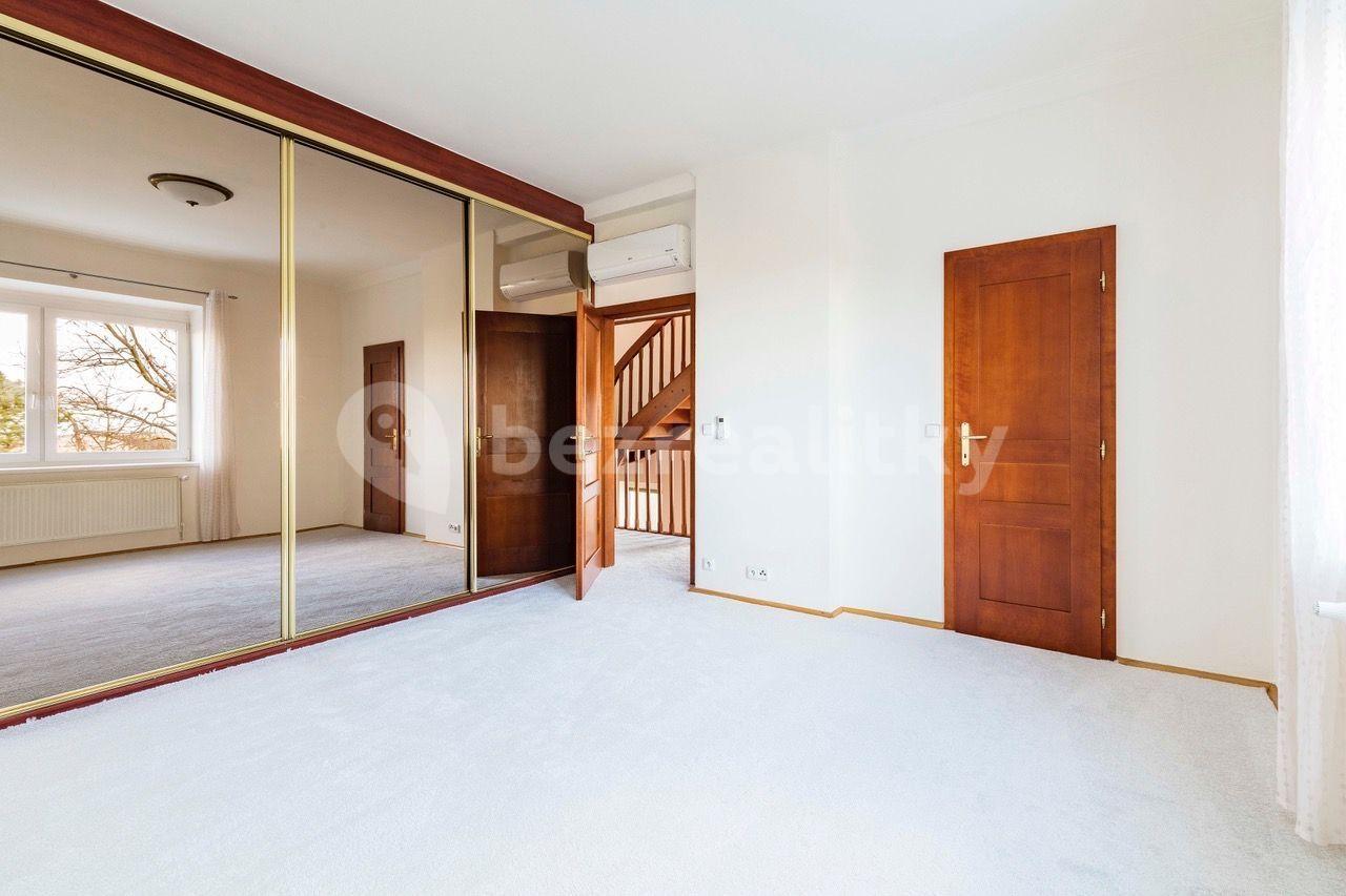 house for sale, 270 m², Huberova, Prague, Prague