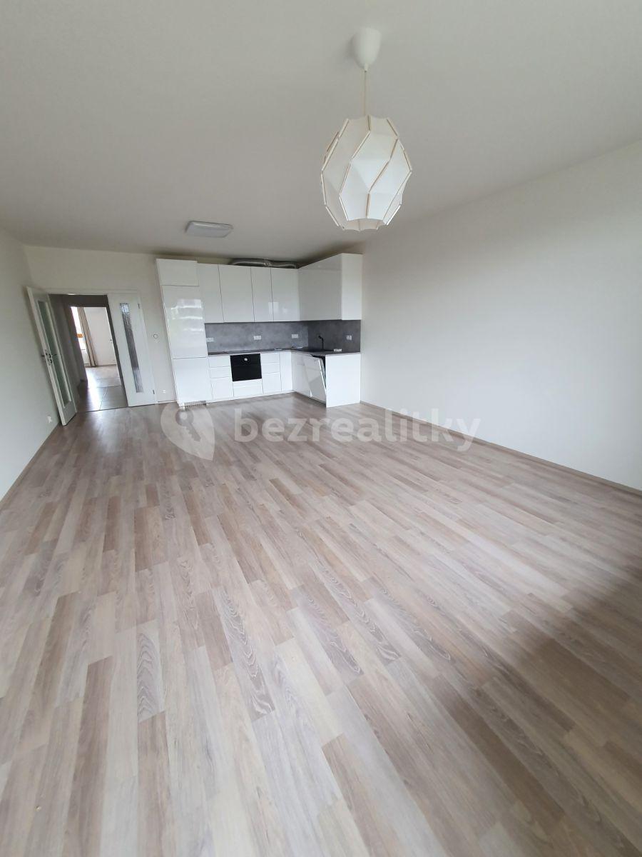 2 bedroom with open-plan kitchen flat to rent, 96 m², K Vystrkovu, Prague, Prague