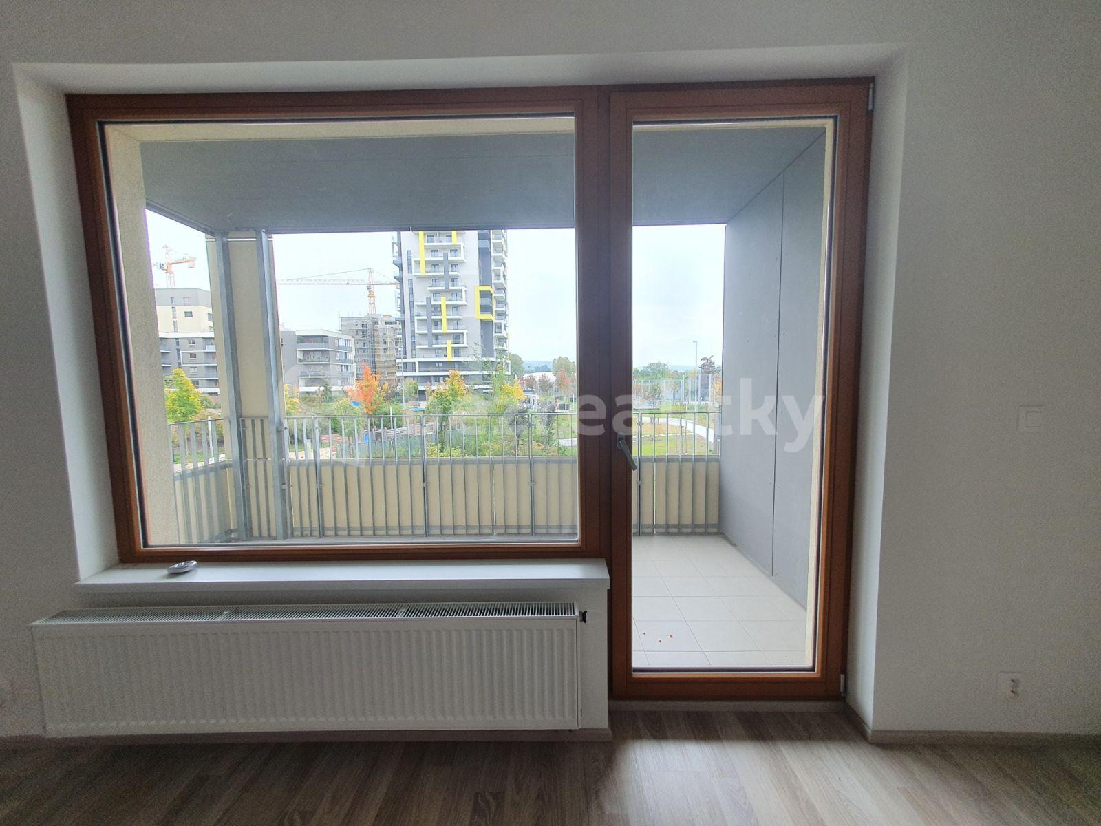 2 bedroom with open-plan kitchen flat to rent, 96 m², K Vystrkovu, Prague, Prague