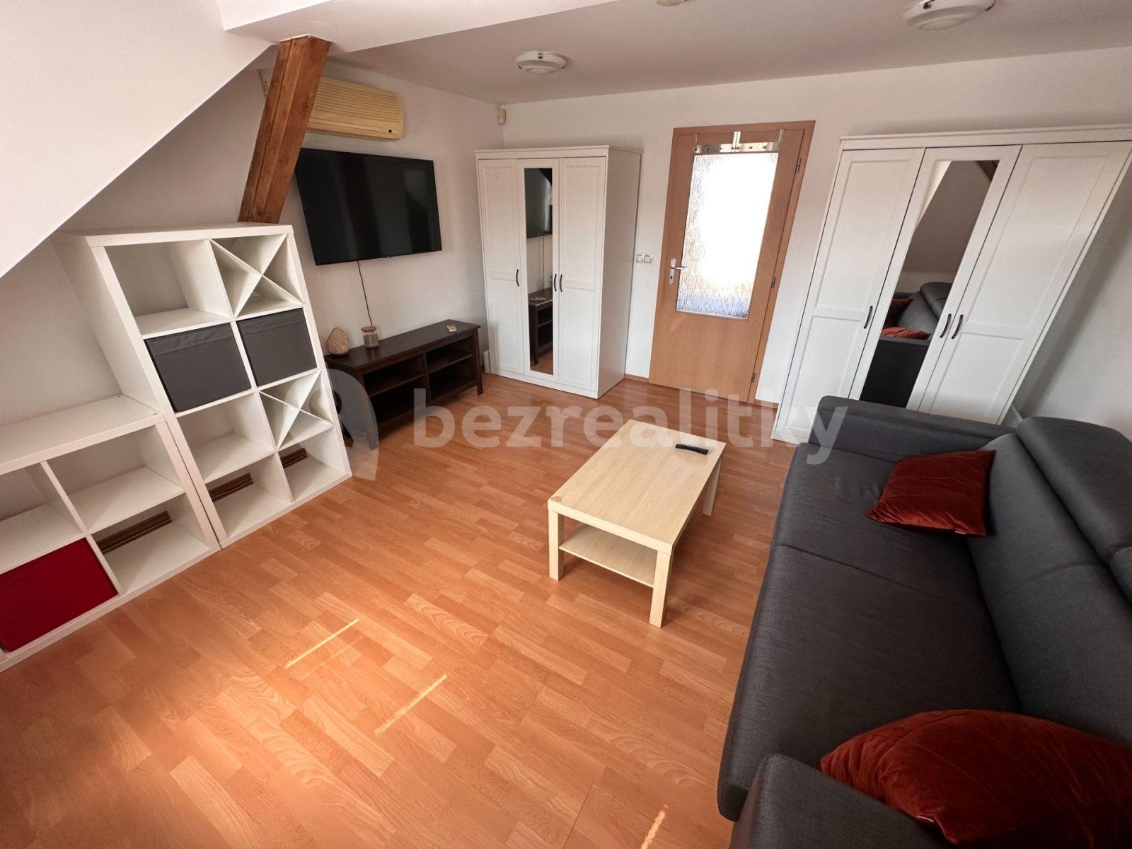 2 bedroom flat to rent, 68 m², Soukenická, Brno, Jihomoravský Region