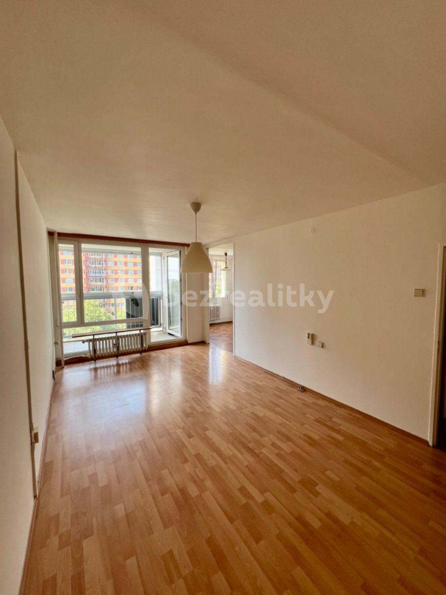 3 bedroom flat for sale, 70 m², Famfulíkova, Prague, Prague