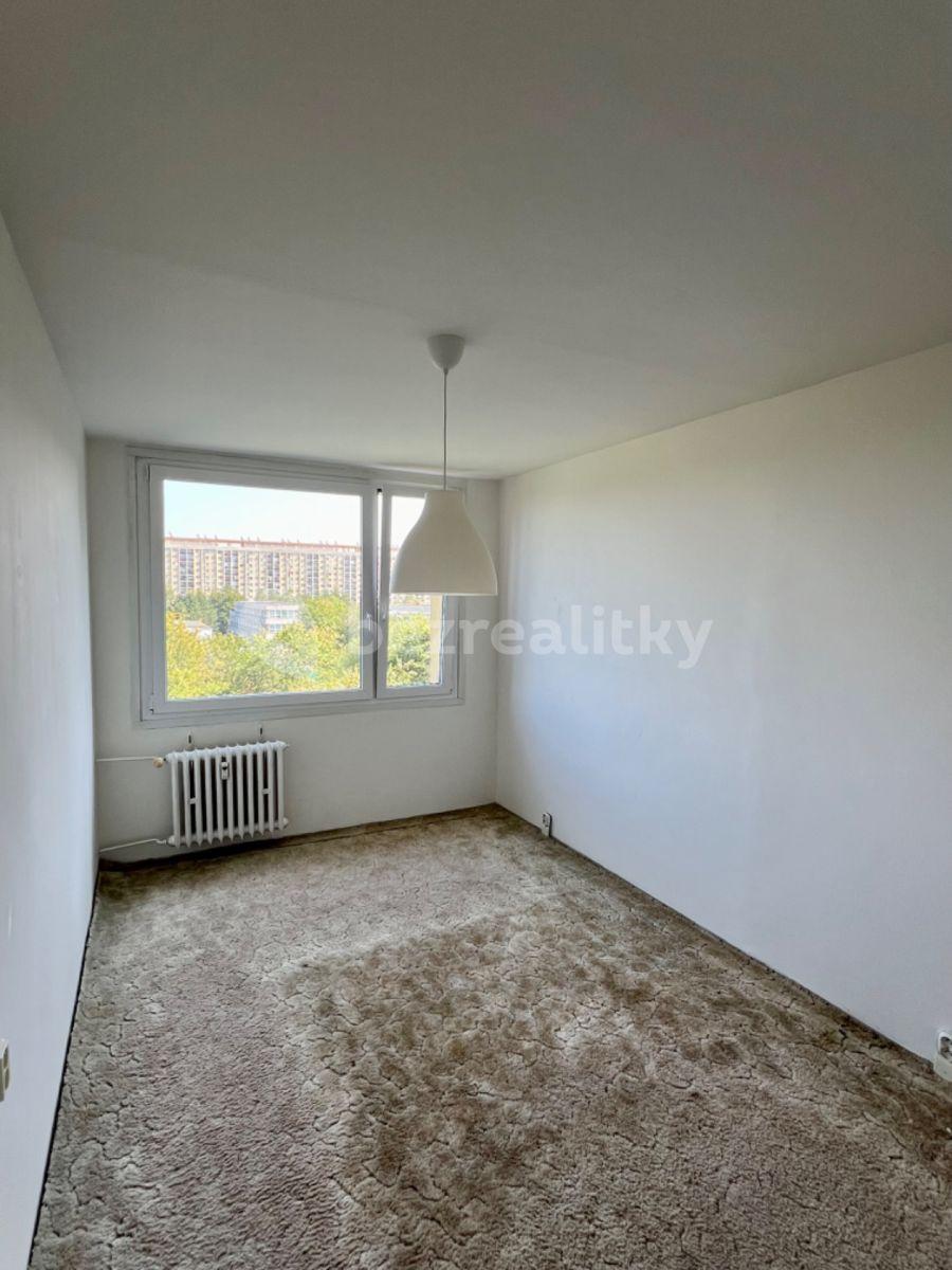 3 bedroom flat for sale, 70 m², Famfulíkova, Prague, Prague