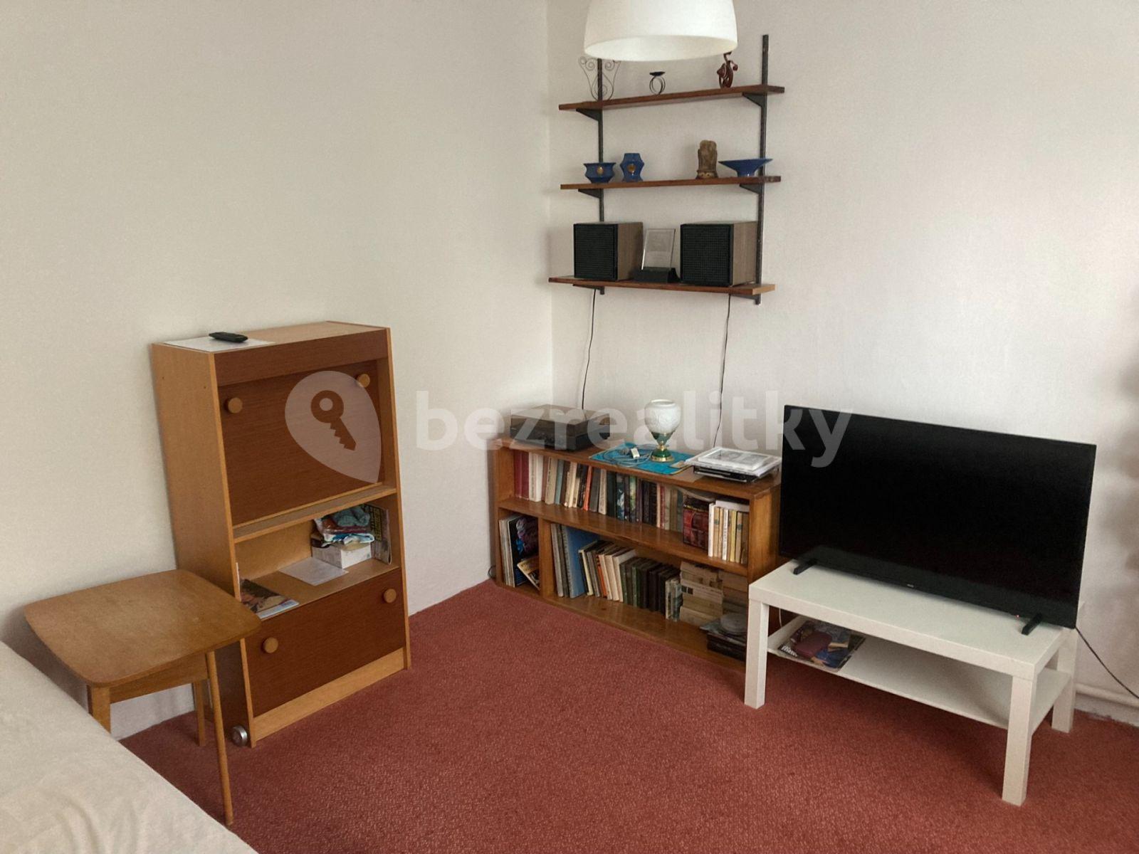 3 bedroom flat for sale, 68 m², U Bažantnice, Heřmanův Městec, Pardubický Region