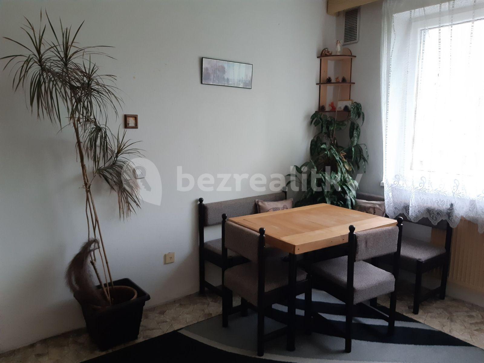 2 bedroom flat to rent, 68 m², Osvobození, Pelhřimov, Vysočina Region