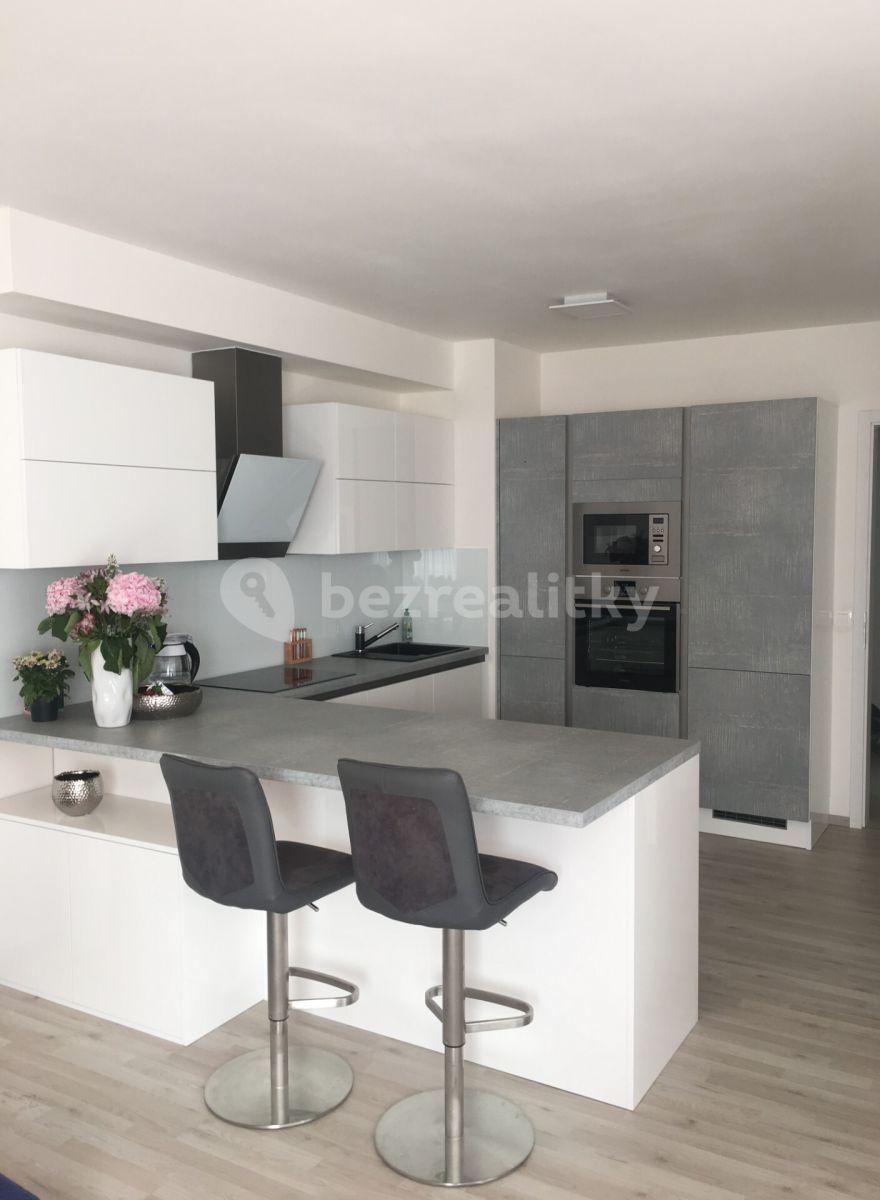 2 bedroom with open-plan kitchen flat for sale, 87 m², Strnadových, Prague, Prague