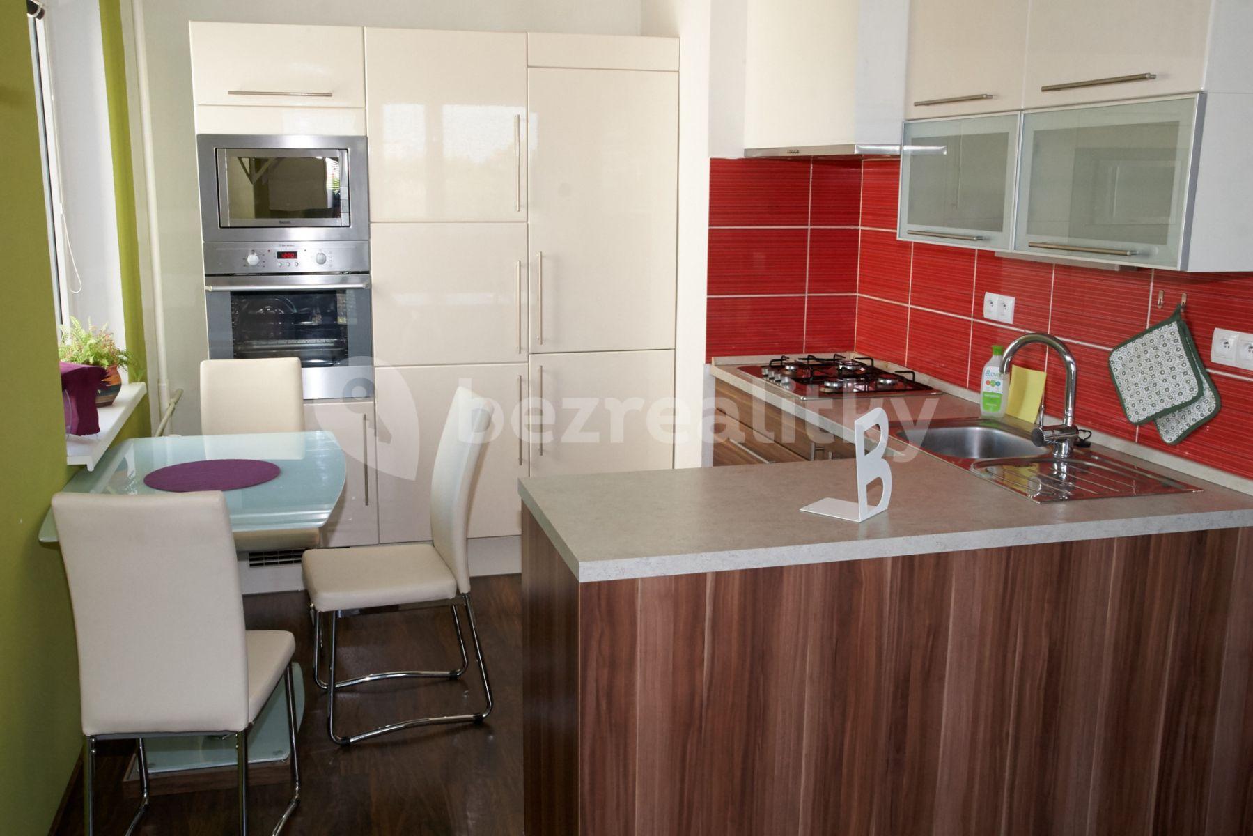 2 bedroom flat to rent, 42 m², Pod Lipami, Prague, Prague