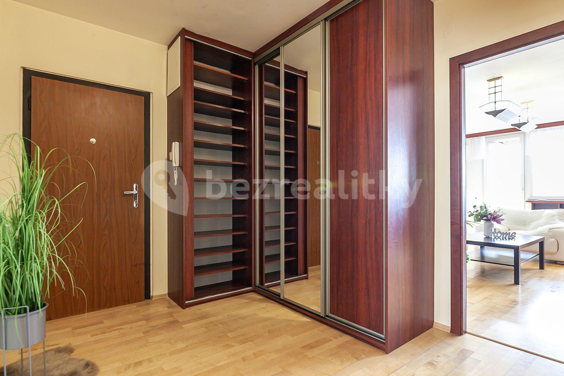 2 bedroom with open-plan kitchen flat for sale, 80 m², Jateční, Prague, Prague