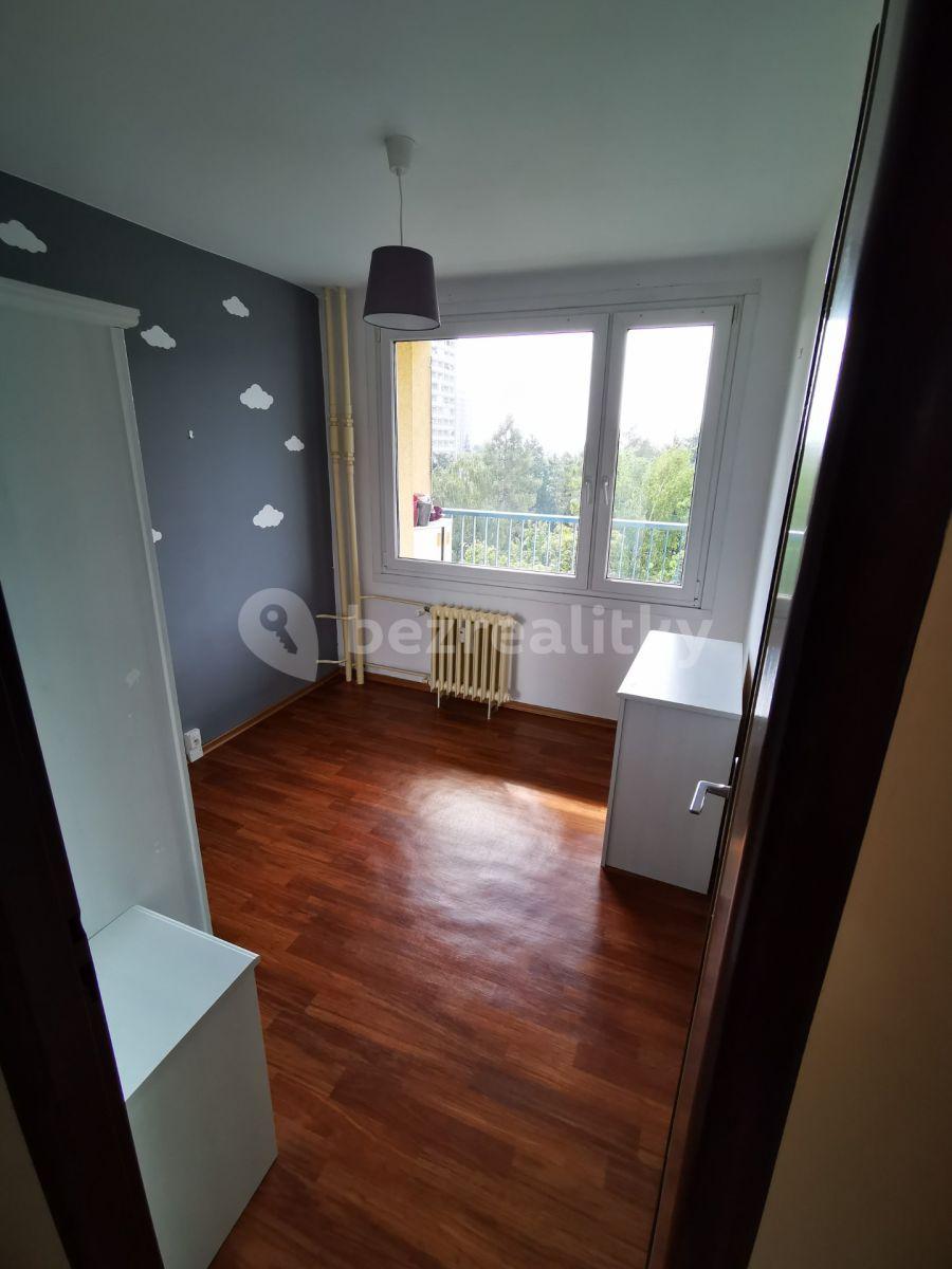 2 bedroom with open-plan kitchen flat to rent, 77 m², Slancova, Prague, Prague