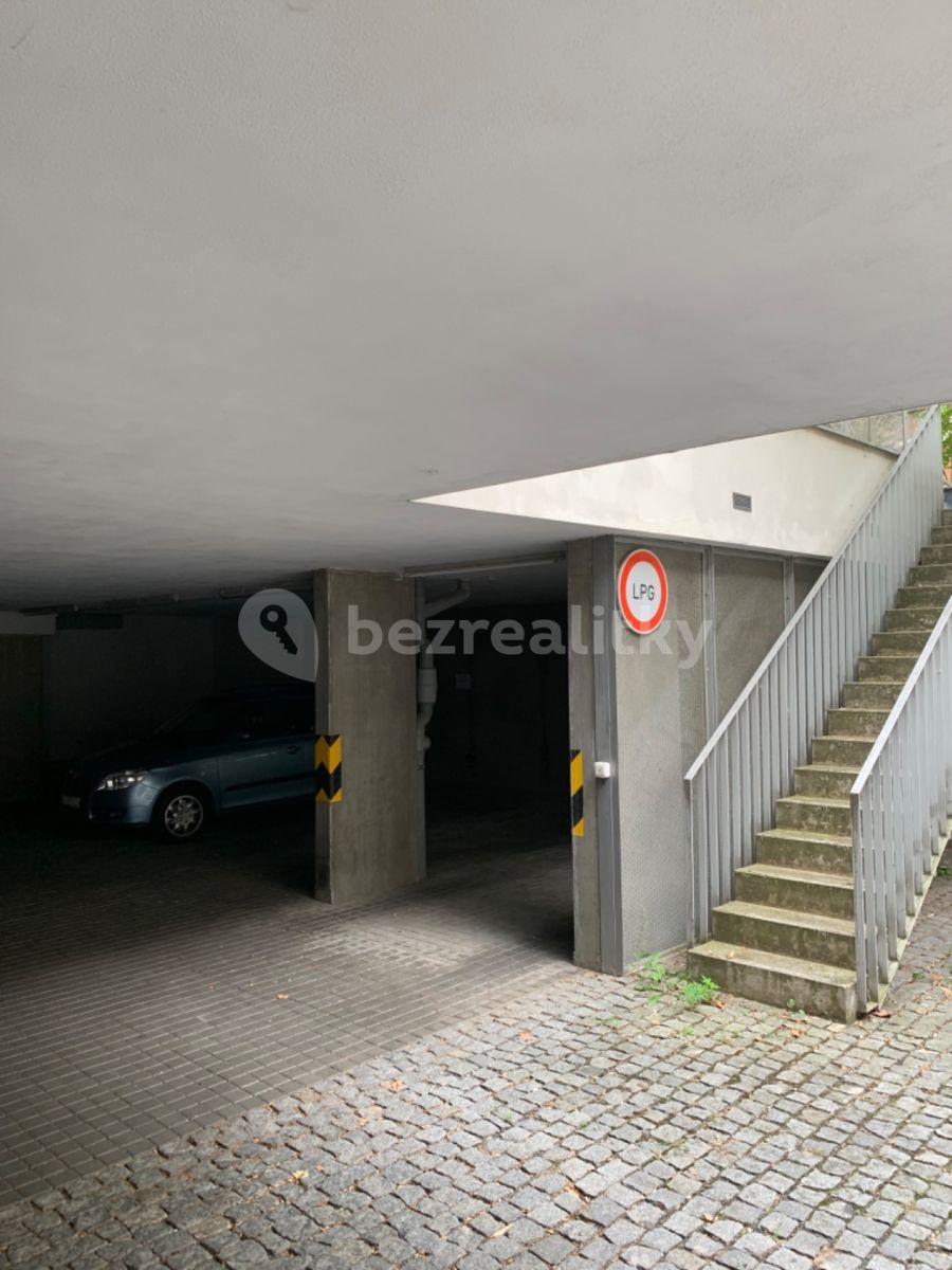 garage to rent, 13 m², Kollárova, Prague, Prague