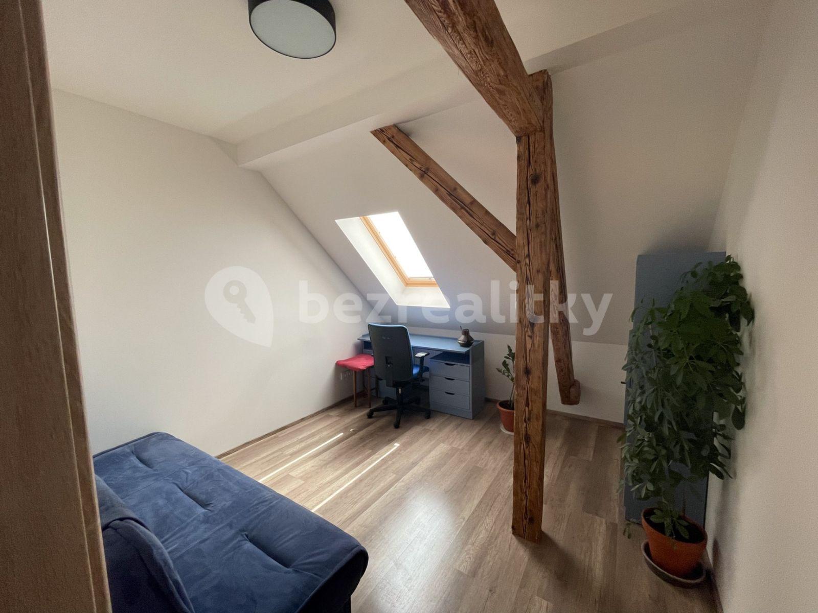 2 bedroom with open-plan kitchen flat to rent, 80 m², Purkyňova, Brno, Jihomoravský Region