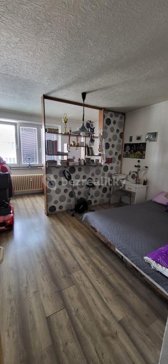 2 bedroom flat for sale, 75 m², Gočárova třída, Hradec Králové, Královéhradecký Region