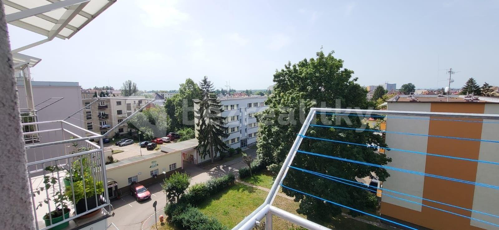 2 bedroom flat for sale, 75 m², Gočárova třída, Hradec Králové, Královéhradecký Region