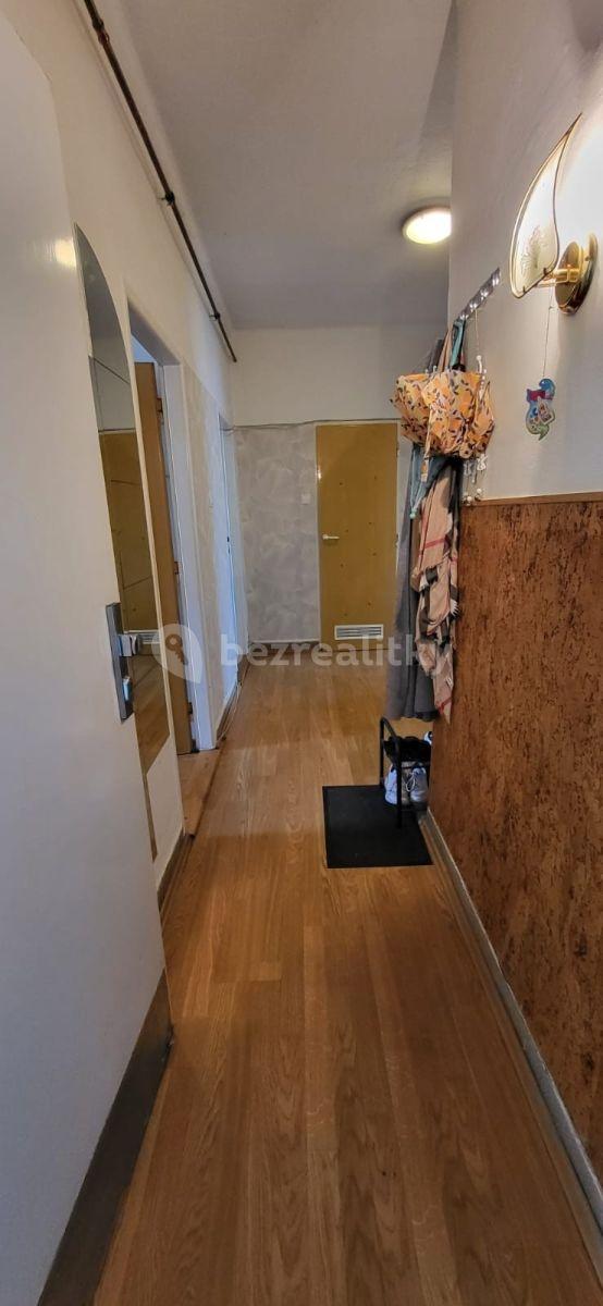 2 bedroom flat for sale, 75 m², Gočárova třída, Hradec Králové, Královéhradecký Region