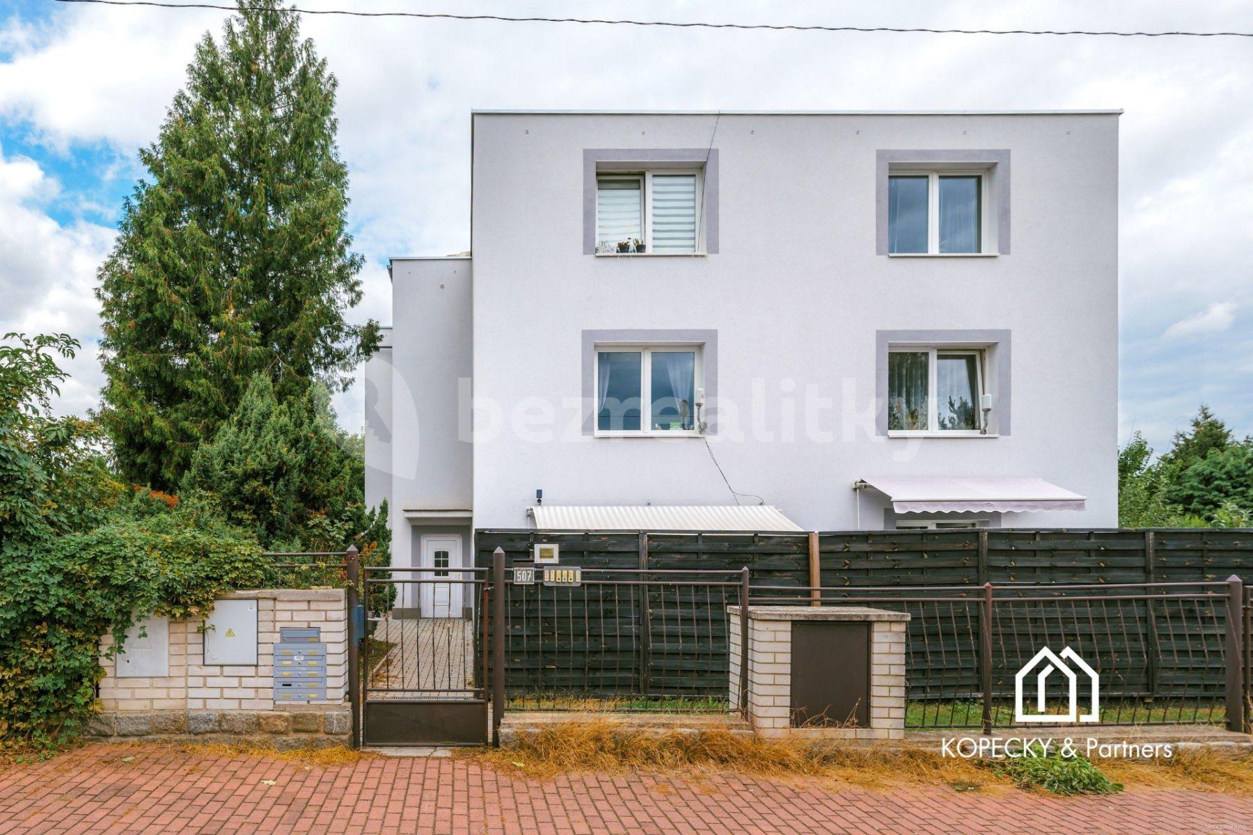 3 bedroom with open-plan kitchen flat for sale, 115 m², Moravanská, Prague, Prague