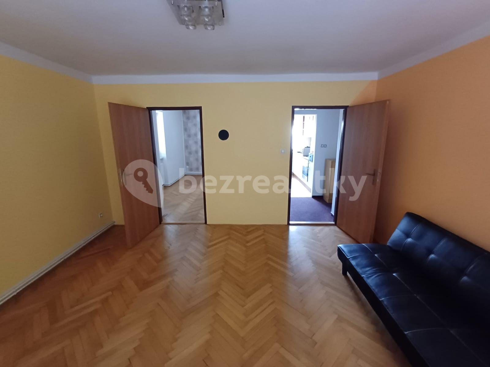 3 bedroom flat to rent, 70 m², Kpt. Jaroše, Roudnice nad Labem, Ústecký Region