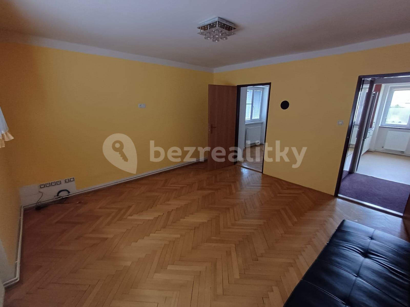 3 bedroom flat to rent, 70 m², Kpt. Jaroše, Roudnice nad Labem, Ústecký Region