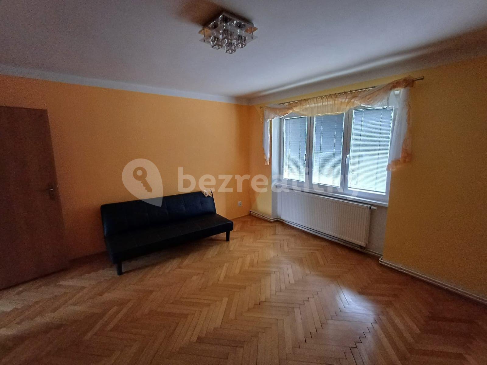 3 bedroom flat to rent, 70 m², Kpt. Jaroše, Roudnice nad Labem, Ústecký Region