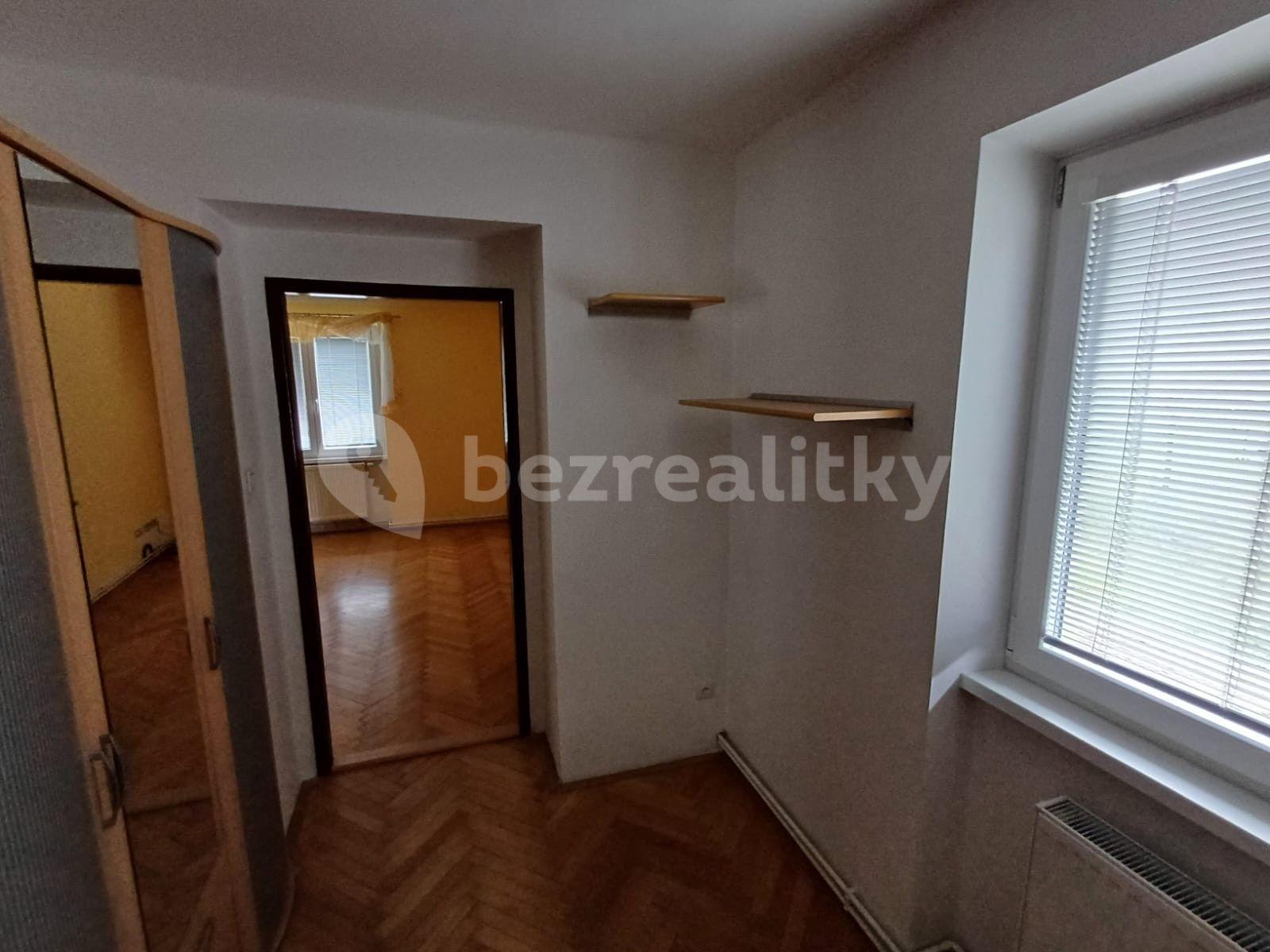 3 bedroom flat to rent, 70 m², Kpt. Jaroše, Roudnice nad Labem, Ústecký Region