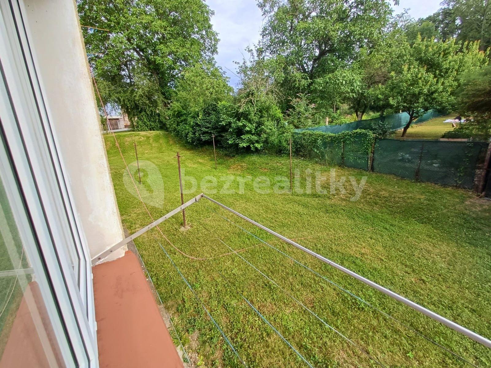 3 bedroom flat to rent, 70 m², Kpt. Jaroše, Roudnice nad Labem, Ústecký Region