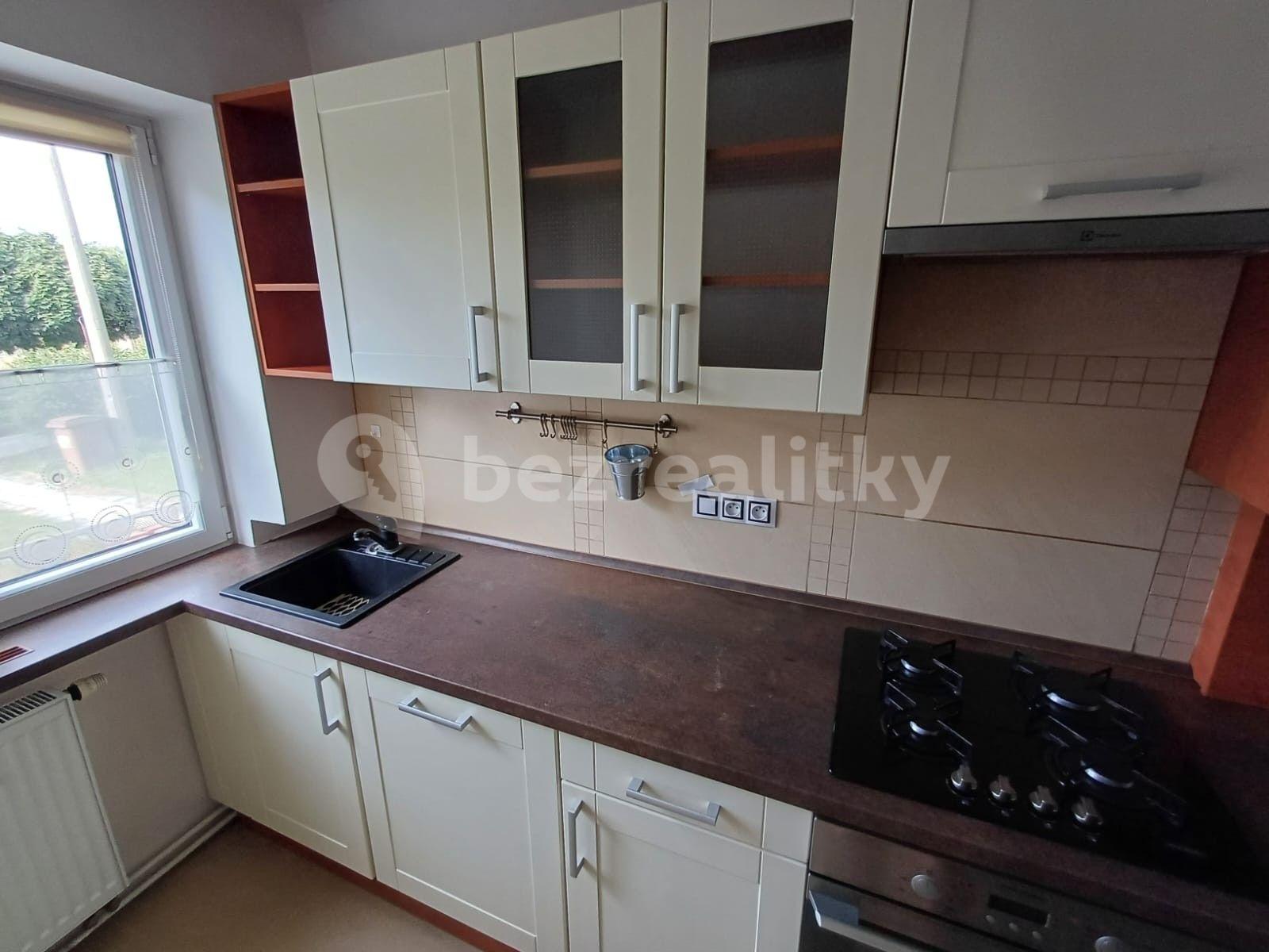 3 bedroom flat to rent, 70 m², Kpt. Jaroše, Roudnice nad Labem, Ústecký Region