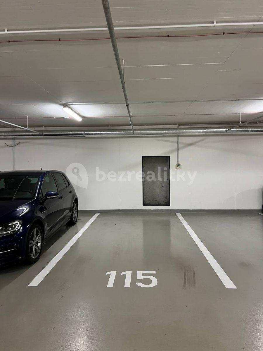 garage to rent, 13 m², U Průhonu, Prague, Prague