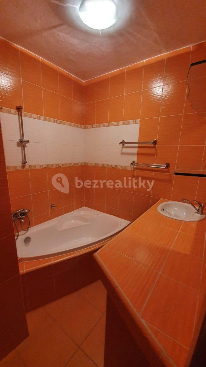 3 bedroom flat to rent, 86 m², V. Volfa, České Budějovice, Jihočeský Region