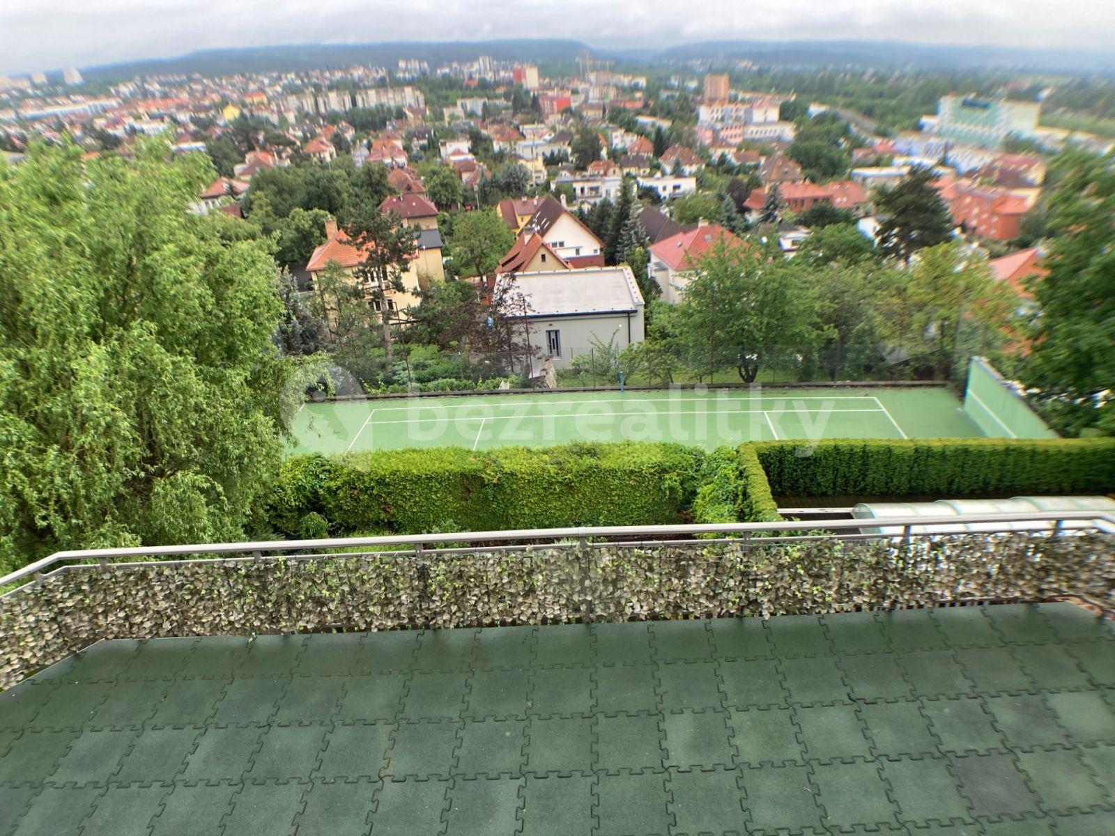 house to rent, 308 m², Nad Vinicí, Prague, Prague