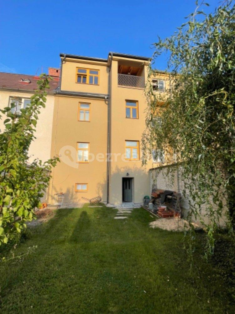 1 bedroom with open-plan kitchen flat to rent, 60 m², B. Němcové, České Budějovice, Jihočeský Region