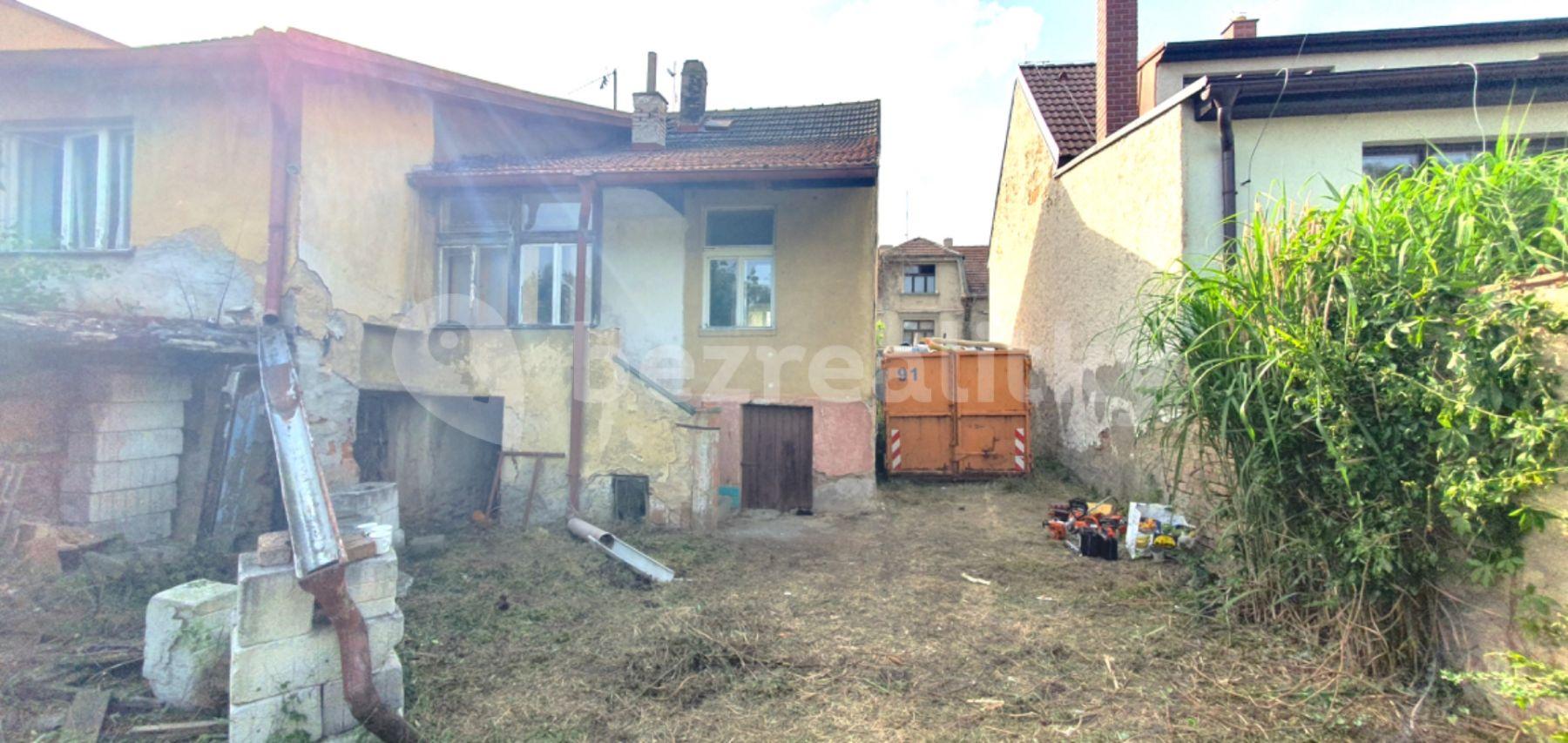 plot for sale, 729 m², Starodubečská, Prague, Prague