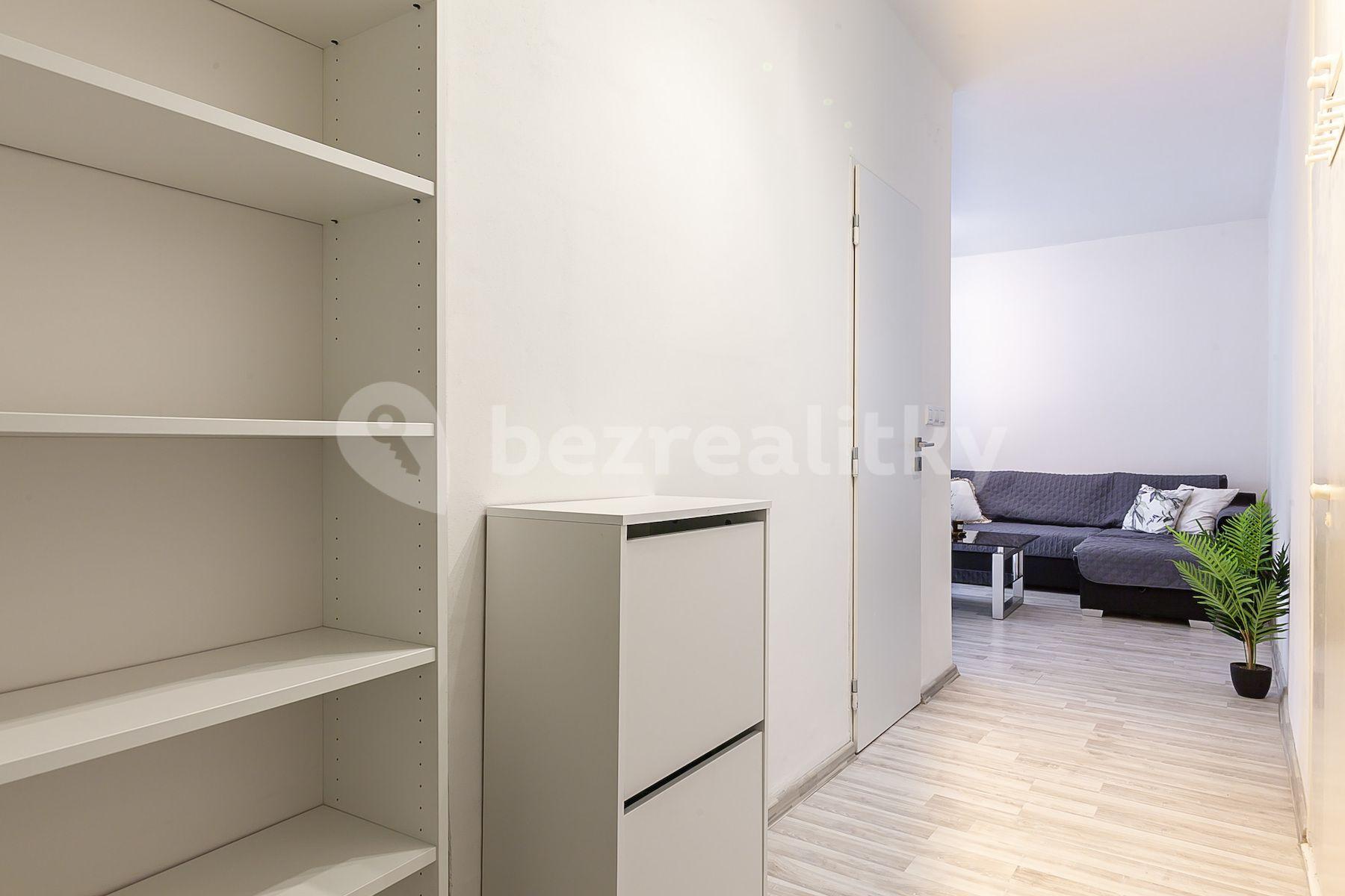 1 bedroom with open-plan kitchen flat for sale, 41 m², Škvorecká, Prague, Prague