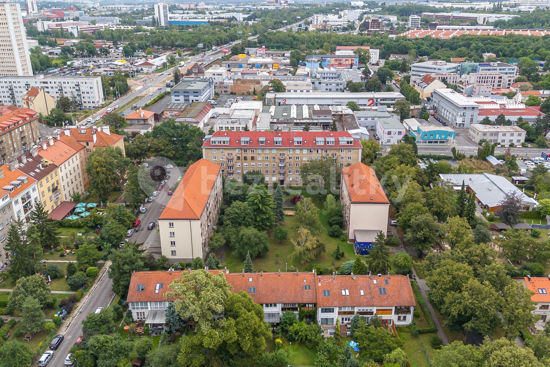 1 bedroom with open-plan kitchen flat for sale, 41 m², Škvorecká, Prague, Prague