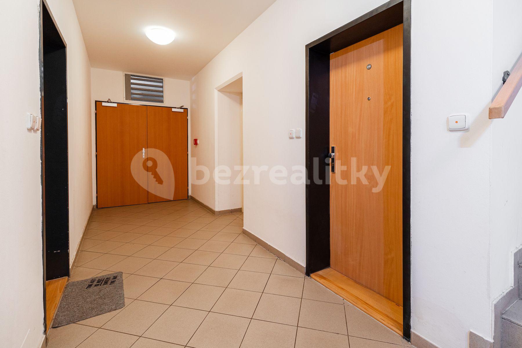 1 bedroom with open-plan kitchen flat for sale, 45 m², Werichova, Prague, Prague