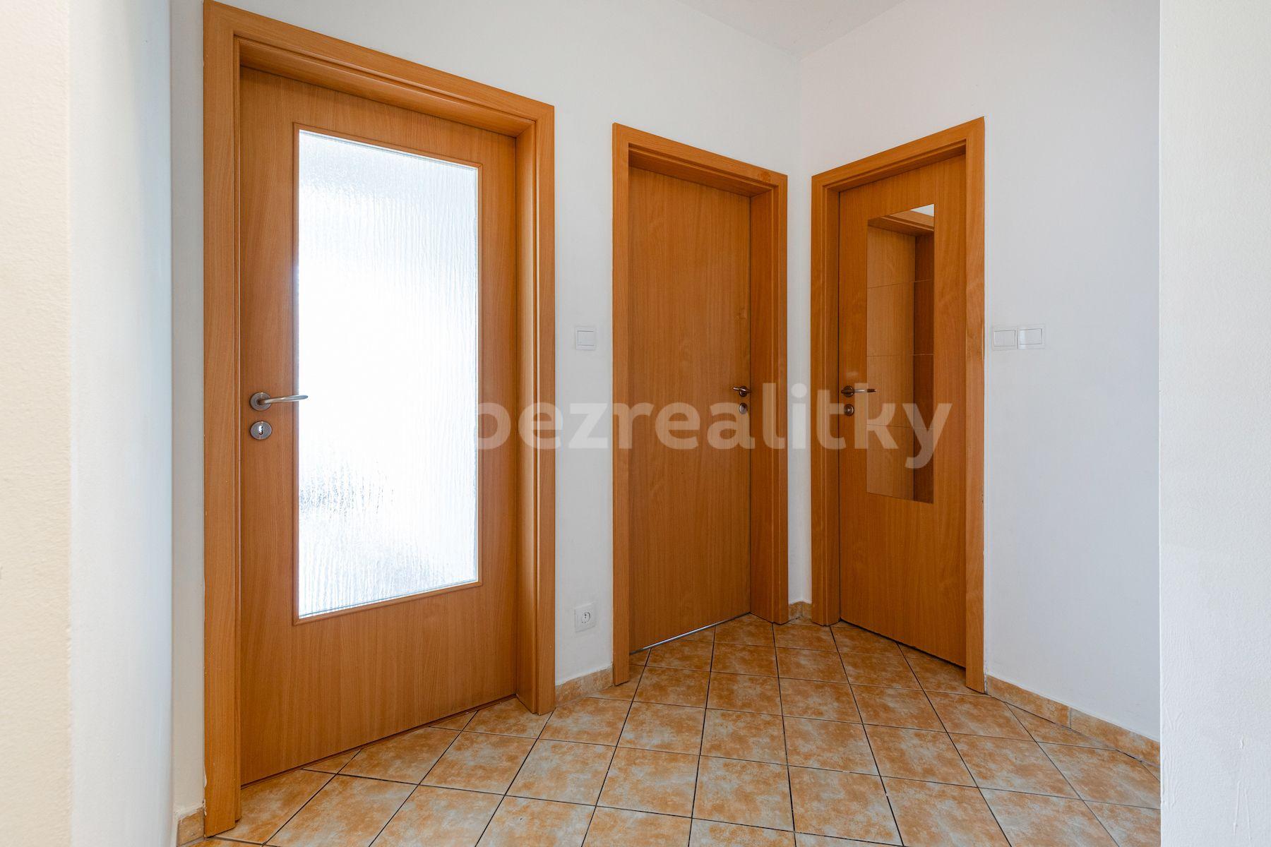 1 bedroom with open-plan kitchen flat for sale, 45 m², Werichova, Prague, Prague