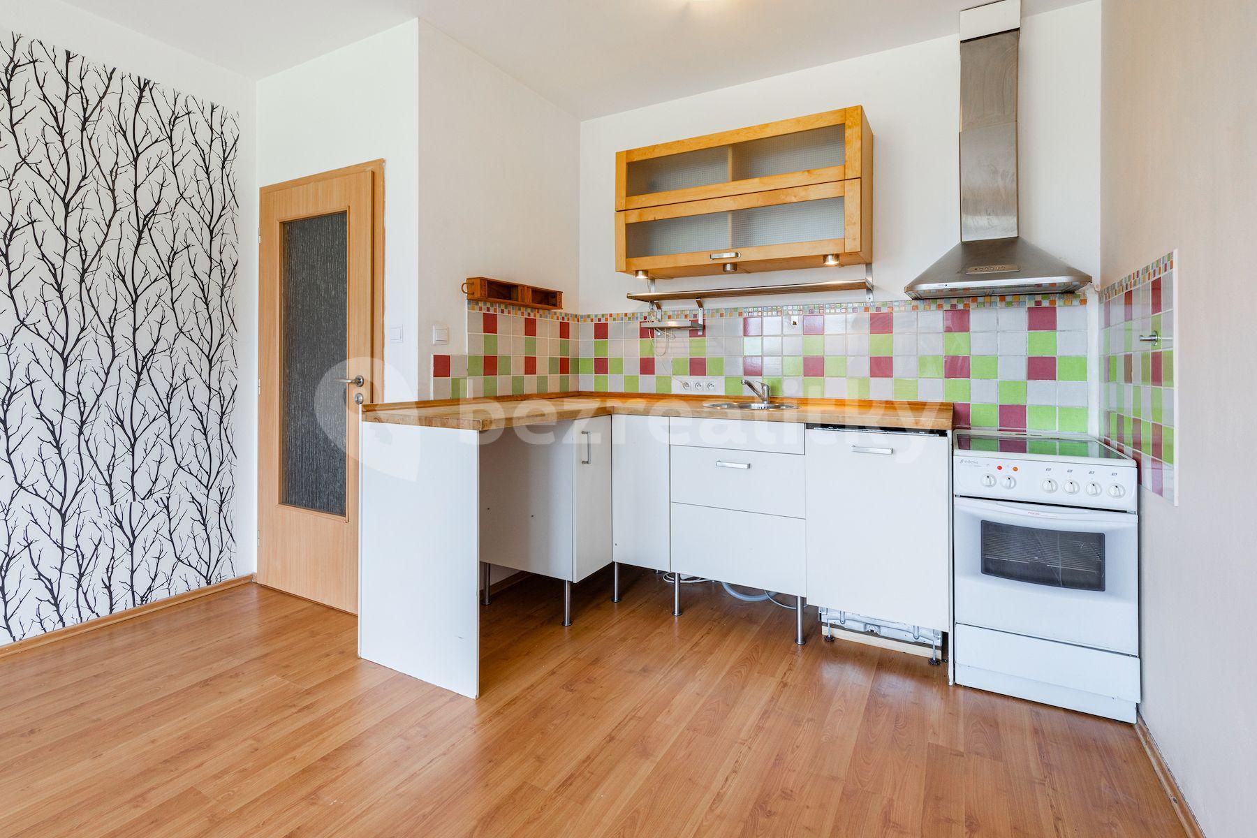 1 bedroom with open-plan kitchen flat for sale, 45 m², Werichova, Prague, Prague