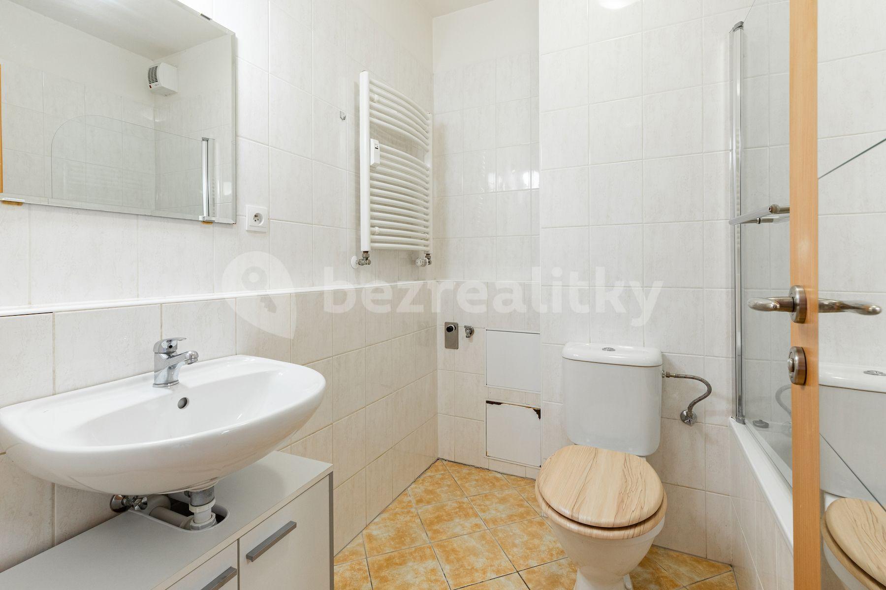 1 bedroom with open-plan kitchen flat for sale, 45 m², Werichova, Prague, Prague