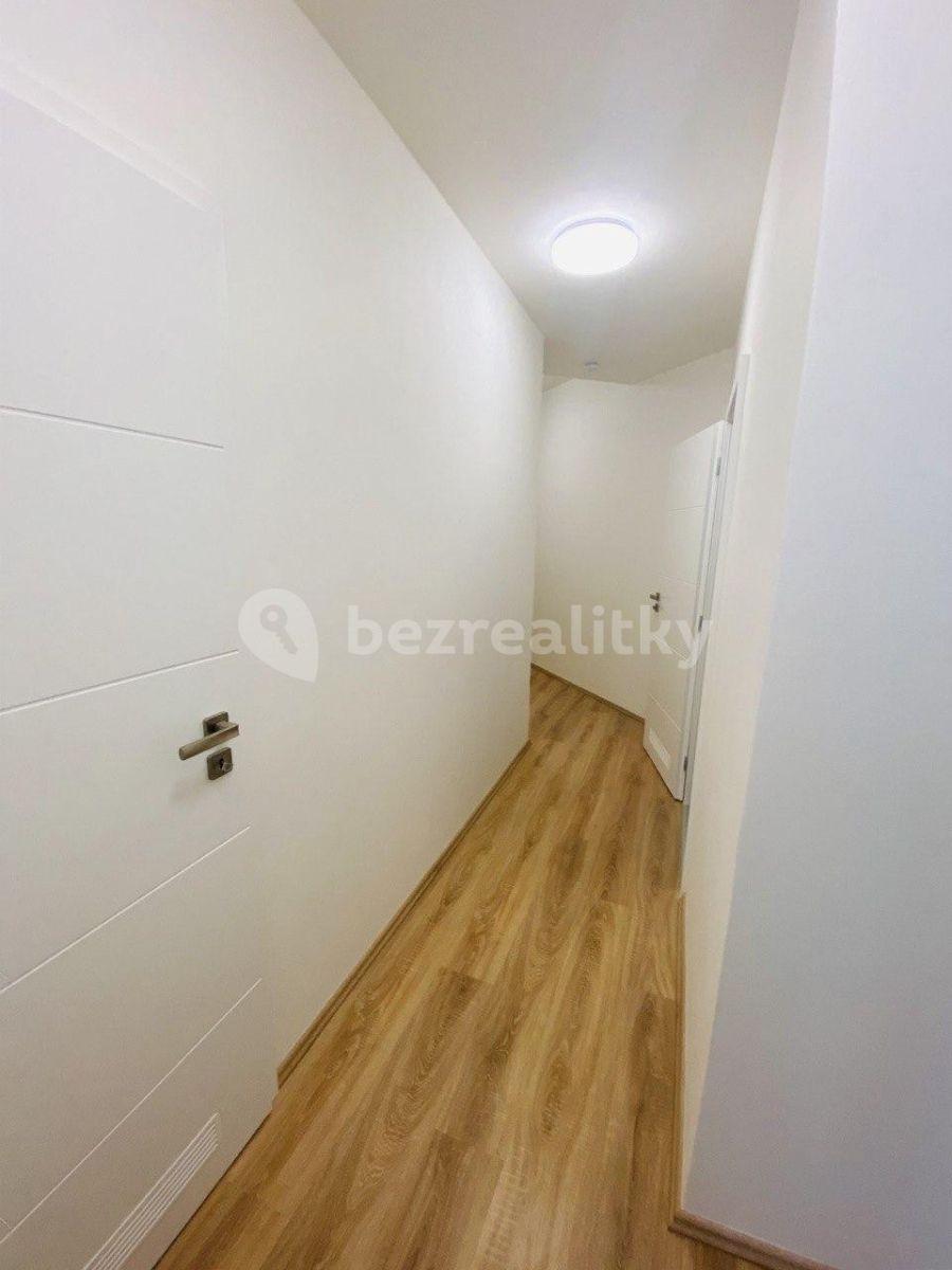 1 bedroom with open-plan kitchen flat for sale, 50 m², Na Spojce, Prague, Prague