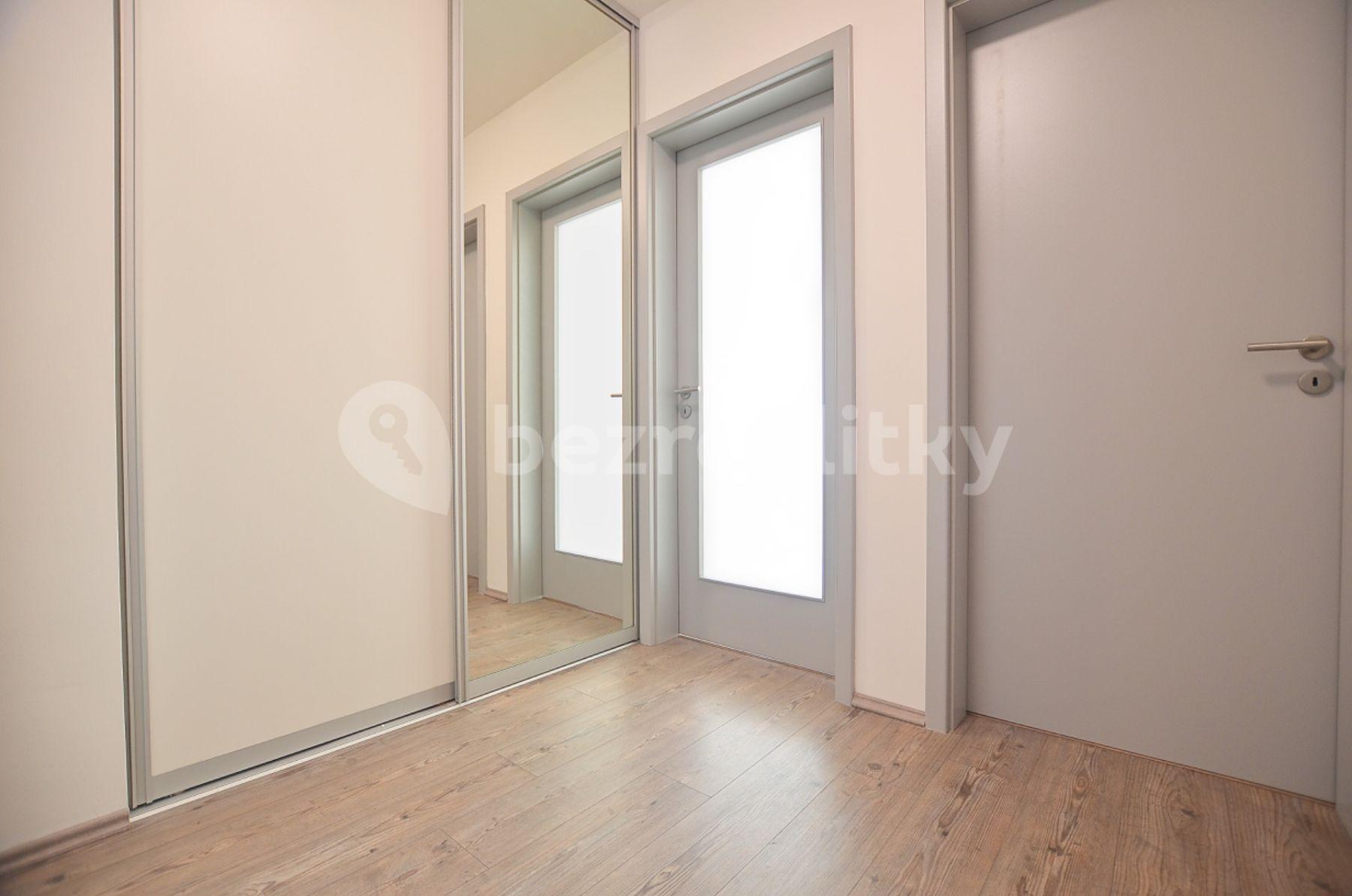 1 bedroom with open-plan kitchen flat for sale, 53 m², Benediktínská, Kladno, Středočeský Region