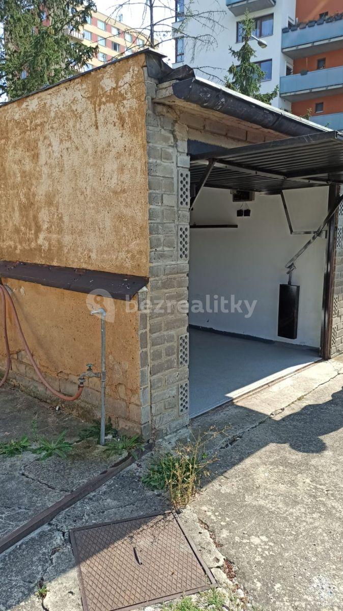 garage to rent, 20 m², Vavřenova, Prague, Prague