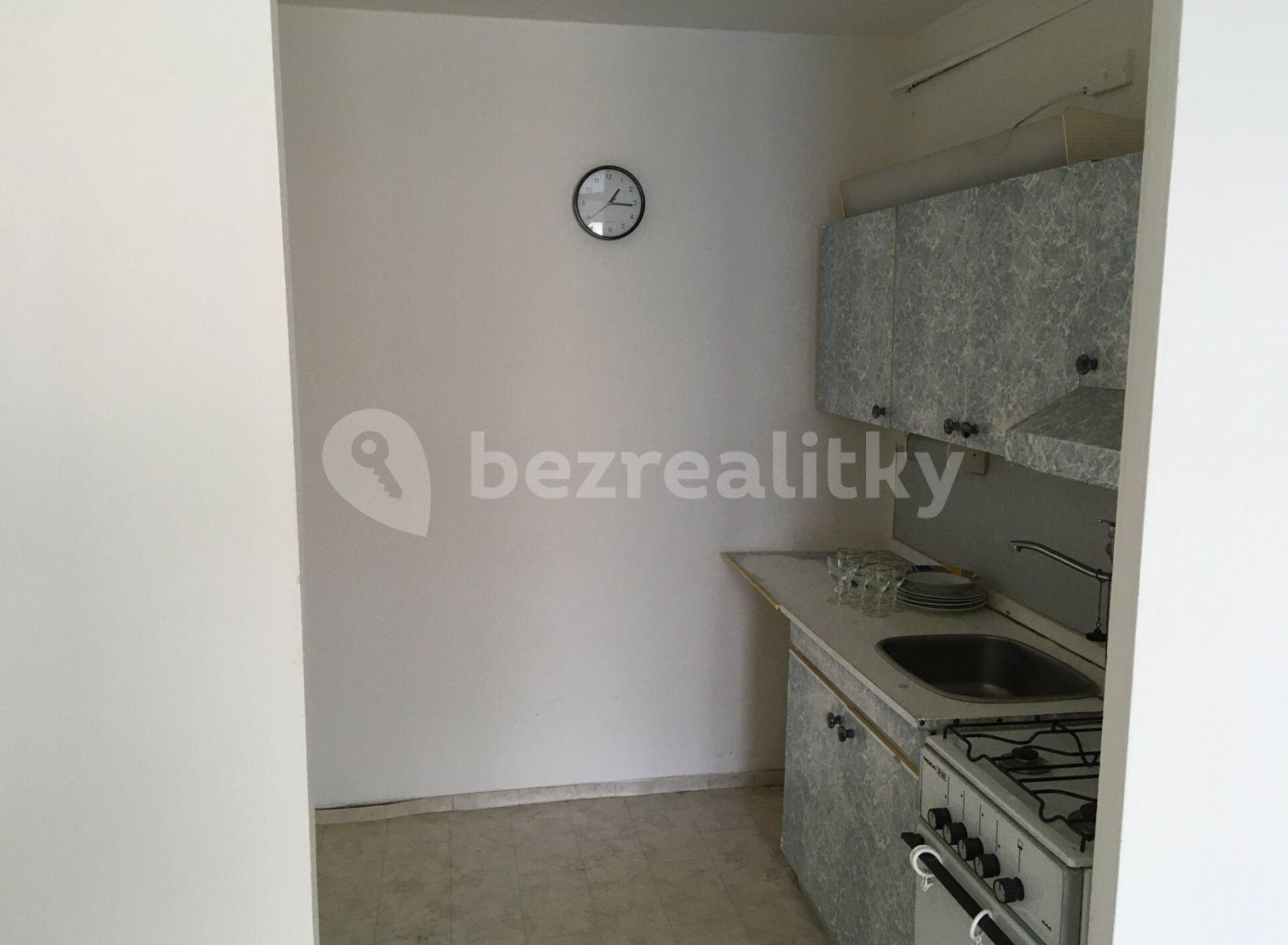 1 bedroom with open-plan kitchen flat for sale, 41 m², Kladno, Středočeský Region