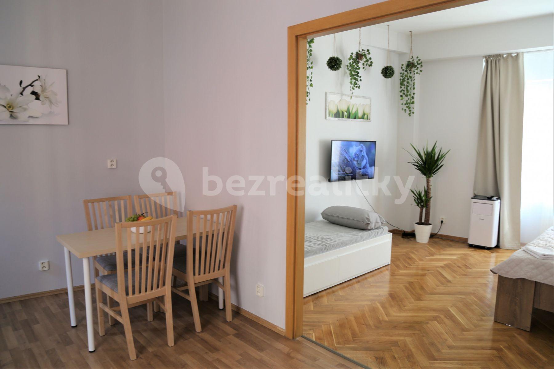 2 bedroom flat to rent, 65 m², Na Zbořenci, Prague, Prague