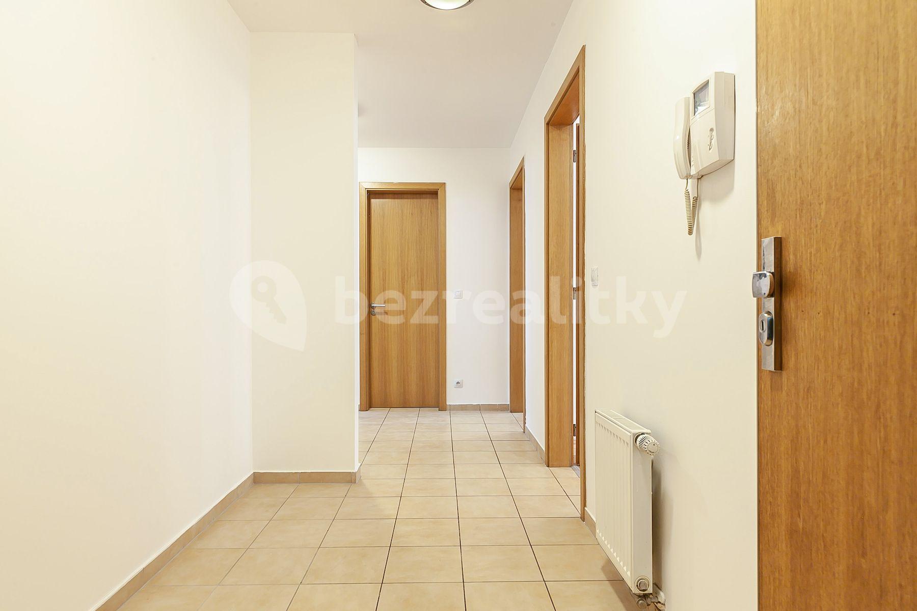 3 bedroom with open-plan kitchen flat for sale, 89 m², Lovčenská, Prague, Prague