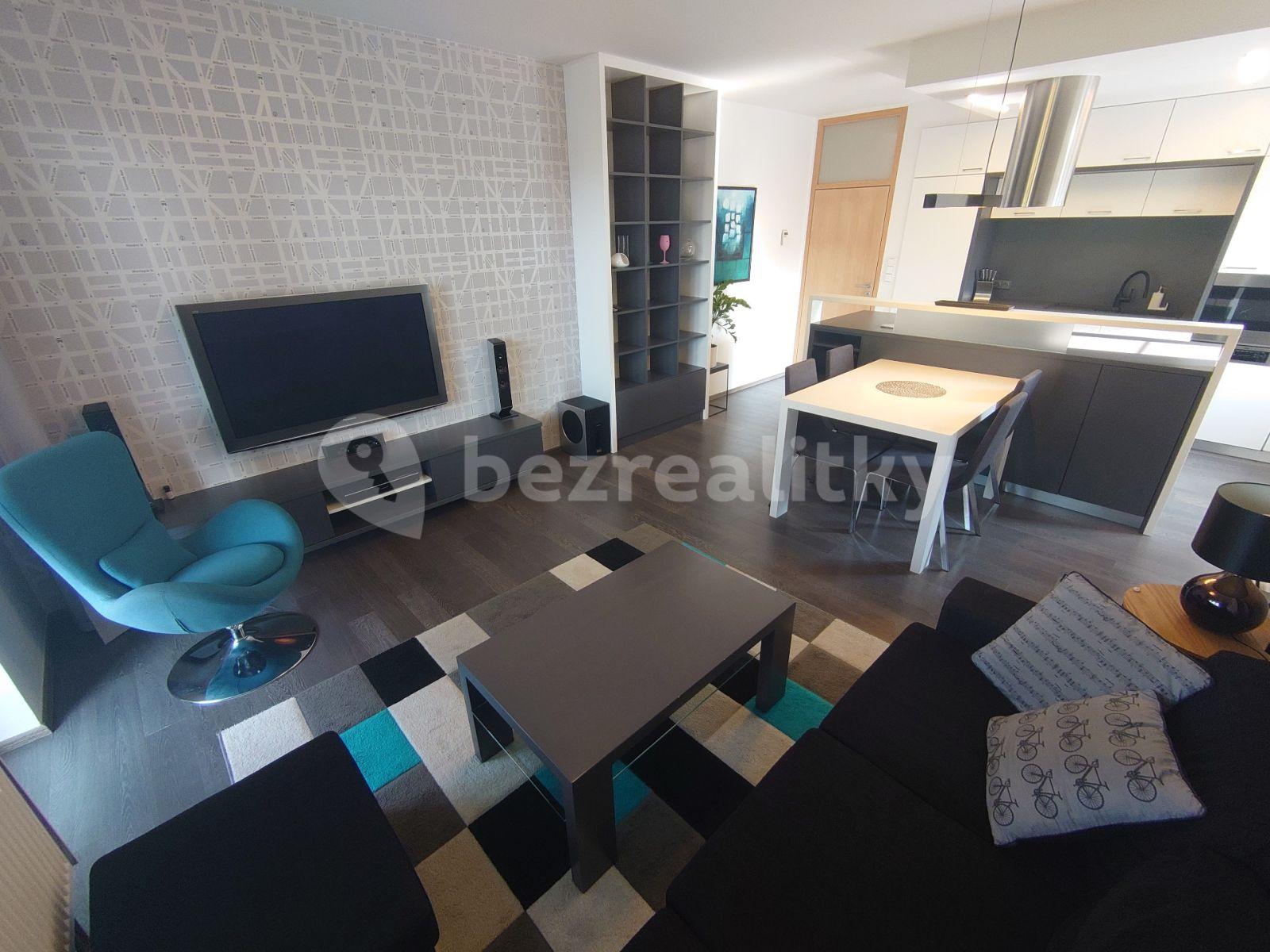 2 bedroom with open-plan kitchen flat to rent, 90 m², Vychodilova, Brno, Jihomoravský Region