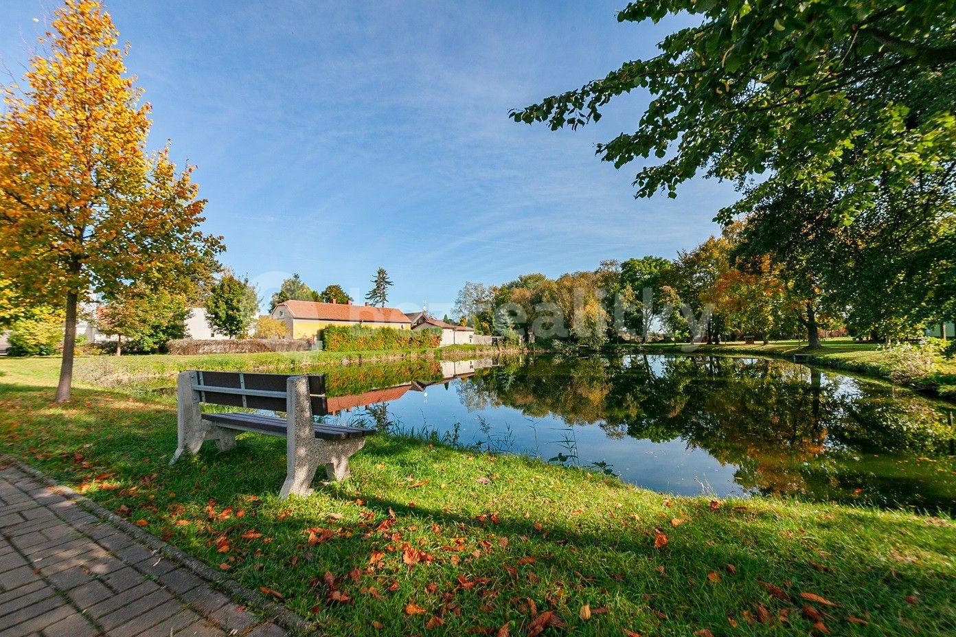 plot for sale, 803 m², Nedomice, Středočeský Region