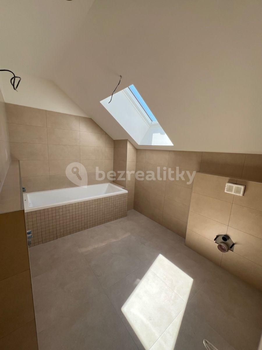 house to rent, 124 m², Studniční, Prague, Prague