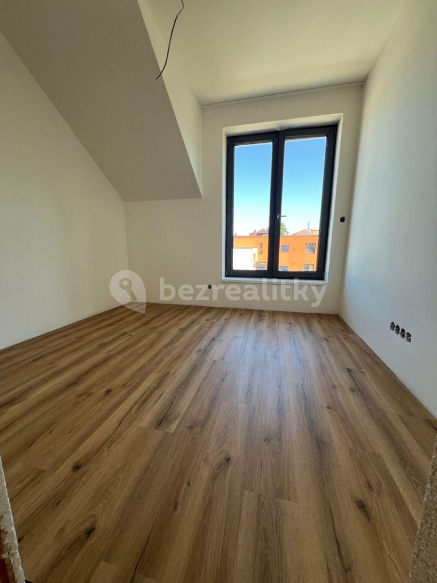 house to rent, 124 m², Studniční, Prague, Prague